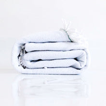 Load image into Gallery viewer, Owl&#39;s Dream Round Tapestry Blanket